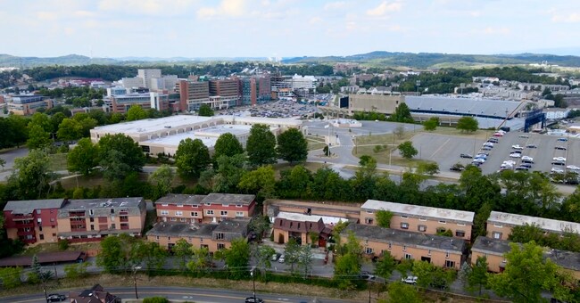 2752 University Ave, Unit 49 in Morgantown, WV - Building Photo - Building Photo