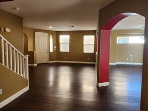 502 Foster Springs Rd in Las Vegas, NV - Building Photo - Building Photo