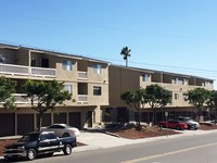 Golden Heights Terrace in San Diego, CA - Foto de edificio - Building Photo