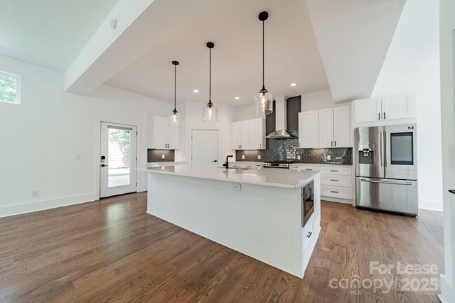 property at 1401 Kennon St