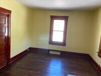 103 Anderson Ave photo'