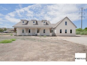 4831 W Pearce Rd in Laveen, AZ - Building Photo - Building Photo