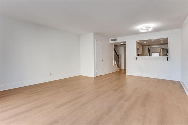 4563 N O'Connor Rd in Irving, TX - Building Photo - Building Photo