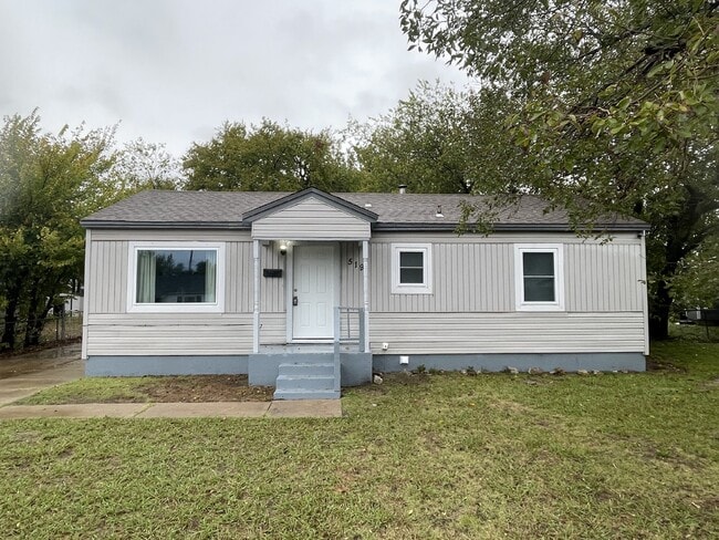 property at 519 Foster Pl