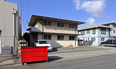 1713 Kahai St in Honolulu, HI - Building Photo - Building Photo