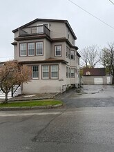 119 Airlie St in Worcester, MA - Building Photo - Building Photo