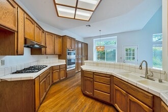 131 Heaton Way in Folsom, CA - Building Photo - Building Photo