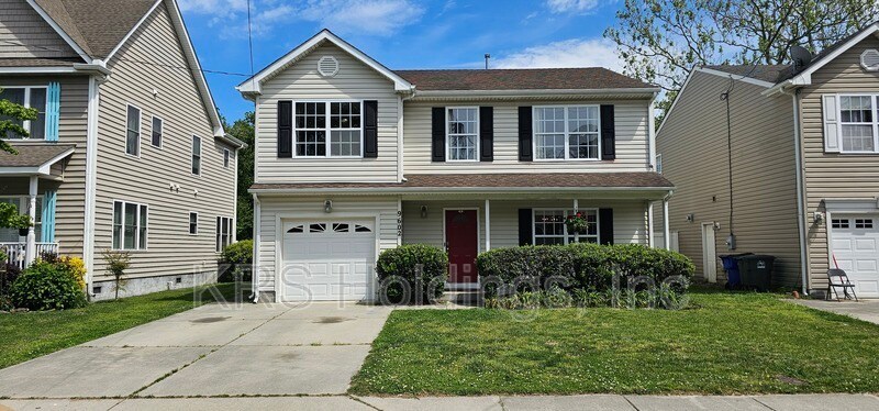 9602 Grove Ave in Norfolk, VA - Building Photo