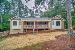 311 Mariner Cir in Woodstock, GA - Building Photo