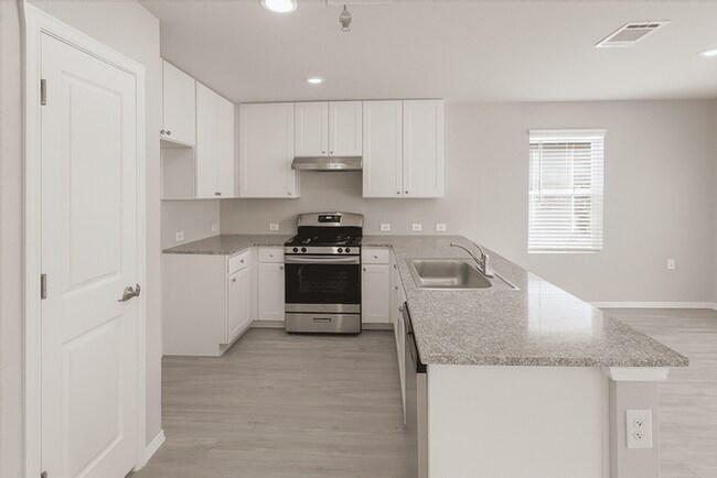 7202 Lavaca Bluff in San Antonio, TX - Building Photo - Building Photo