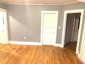 5 Brookline St, Unit 3 in Worcester, MA - Building Photo - Building Photo
