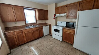 2390 Neil Ave in Columbus, OH - Building Photo - Building Photo