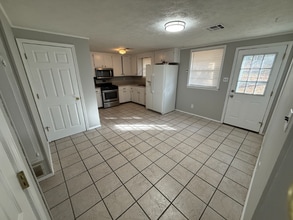 106 White Oak Dr in Prattville, AL - Building Photo - Building Photo