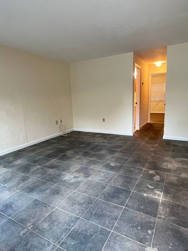 2626 SW 31st Pl in Gainesville, FL - Building Photo - Building Photo