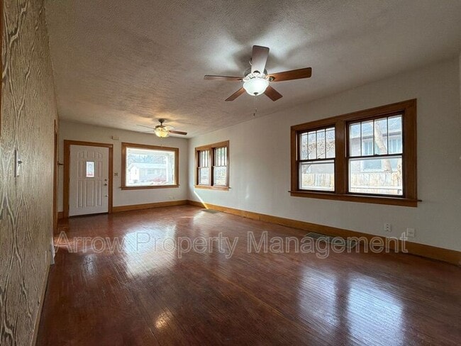 5318 Stockwell St in Lincoln, NE - Building Photo - Building Photo