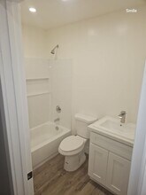 1005 W Hollowell St in Ontario, CA - Building Photo - Building Photo