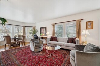 36 Phoenix Ave in Morristown, NJ - Building Photo - Building Photo