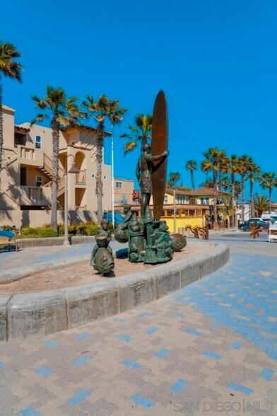 property at 736 Florence St