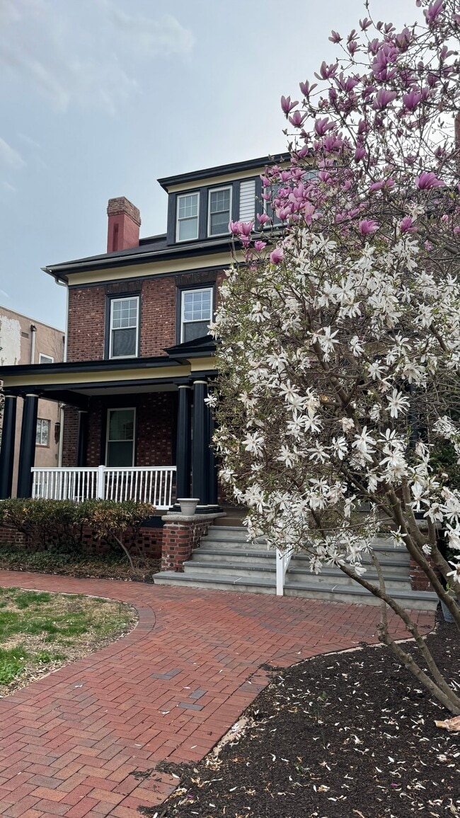 724 S Main St, Unit 3 in Phoenixville, PA - Building Photo - Building Photo