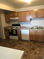 400 Green St, Unit 33A in Blacksburg, VA - Building Photo - Building Photo