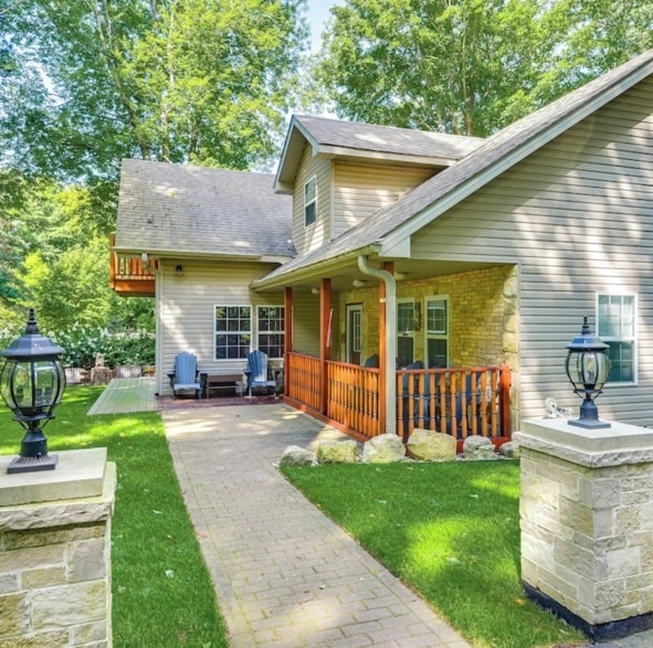property at 3067 Birch Ave