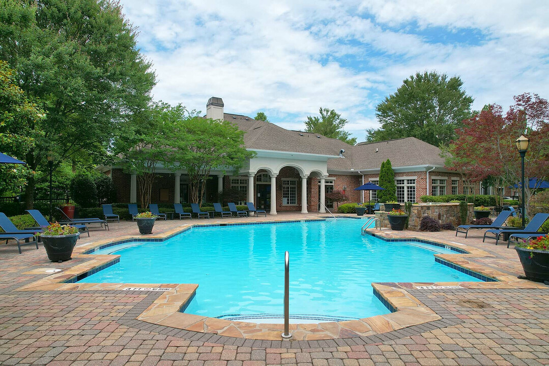 Verdant Peachtree Creek in Atlanta, GA - Building Photo