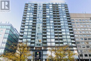 199 Slater St. in Ottawa, ON - Building Photo