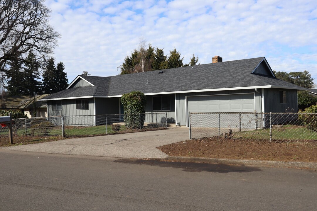 1122 NW 55th Loop in Vancouver, WA - Building Photo