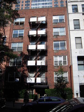 247 E 33rd St in New York, NY - Building Photo - Building Photo