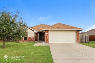 1830 Ridgecrest Dr in Terrell, TX - Building Photo