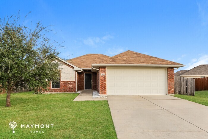 1830 Ridgecrest Dr in Terrell, TX - Building Photo
