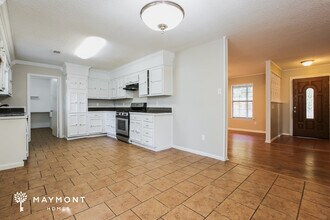 17 Greenbrier Dr in Benton, AR - Building Photo - Building Photo