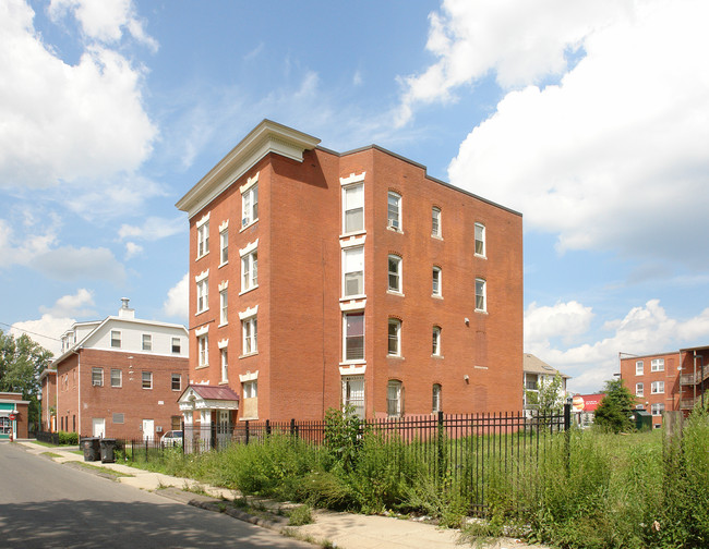 10-12 Wolcott St in Hartford, CT - Building Photo - Building Photo