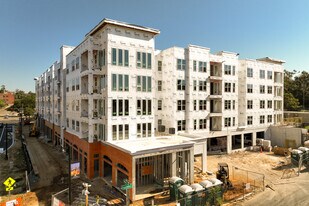 825 Railroad Ave in Tallahassee, FL - Building Photo