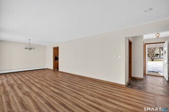 9 Harbor View S in Essex, CT - Building Photo - Building Photo