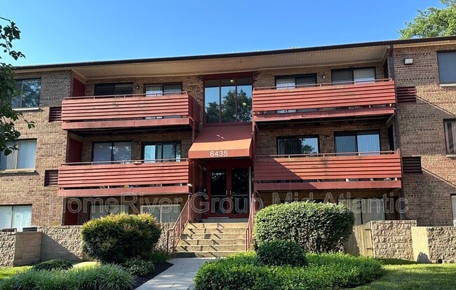 6435 Richmond Hwy in Alexandria, VA - Building Photo - Building Photo