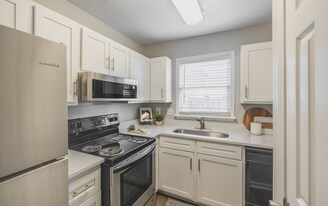 The Alden Townes in North Charleston, SC - Building Photo