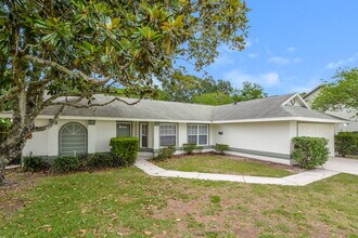 4015 Eagle Feather Dr in Orlando, FL - Building Photo - Building Photo