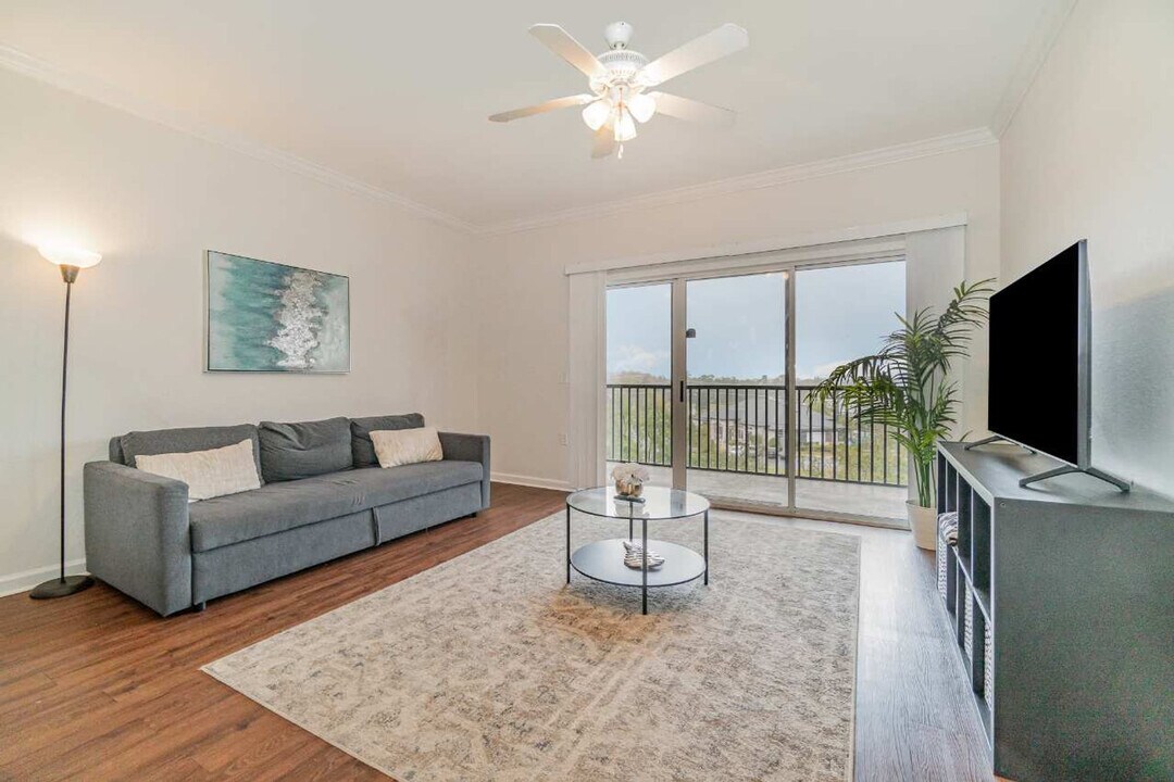 14200 Avalon Rd in Winter Garden, FL - Building Photo