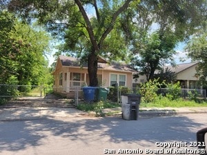 1334 Clower in San Antonio, TX - Building Photo - Building Photo