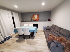 3320 Sueno Dr in San Jose, CA - Building Photo - Building Photo