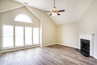 4019 Wisdom Way in Smyrna, TN - Building Photo - Building Photo