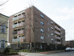 Hopkins Apartments in Washington, DC - Building Photo - Building Photo