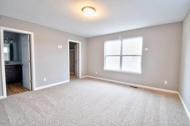 2913 Bolton Square Blvd in Indianapolis, IN - Building Photo - Building Photo
