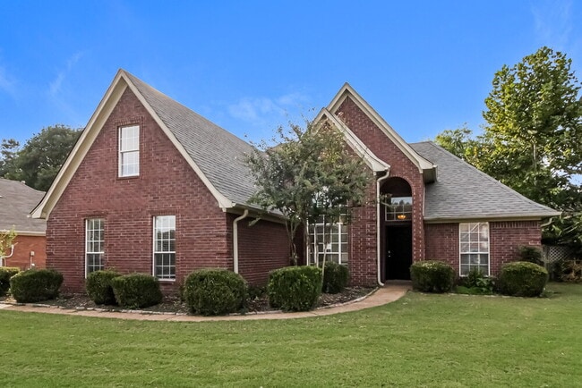 property at 4845 Shadow Pine Cove