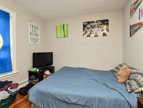 1226 Adams St NE in Minneapolis, MN - Building Photo - Building Photo