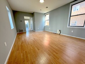 234 Ogden Ave. in Jersey City, NJ - Building Photo - Building Photo