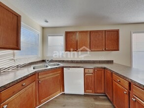 5073 Natalie Temple Ln in Winston-Salem, NC - Foto de edificio - Building Photo