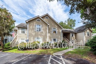 2020 Coldspring Dr in North Charleston, SC - Building Photo