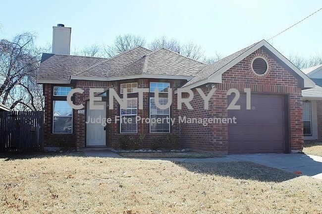 7524 Arbor Hill Dr in Fort Worth, TX - Building Photo - Building Photo
